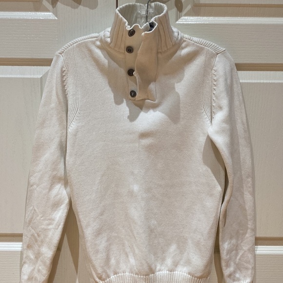 RW & Co Sweater. - Picture 3 of 3